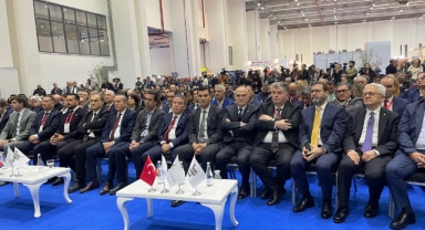 Türkiye İzmir’de buluştu… Turizmin ‘fuar’ hali!