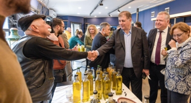 Zeytin ve sanat Urla'da buluştu