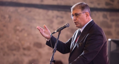 Başkan Tugay: Belediyelerimiz başarılı olmak zorunda