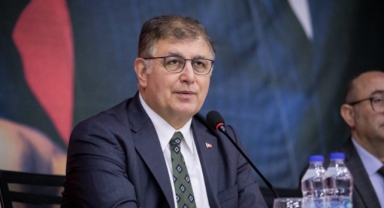 Başkan Tugay'dan önemli mesaj: Ulaşım sorunu çözülecek!