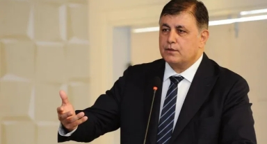 Başkan Tugay'dan tepki: Gazetecilerin gözaltına alındığı ülkede özgürlük olmaz!