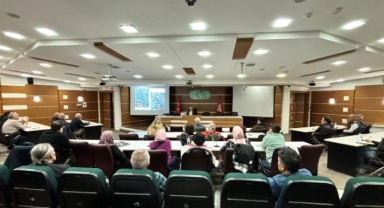 Bornova'da üreticiye eğitim desteği