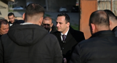 Bornova’da yol sorunlarına acil çözüm