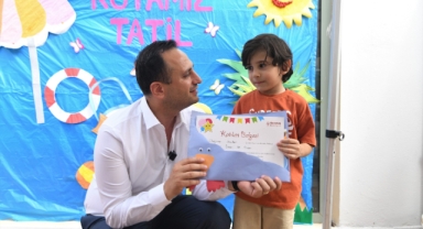 Bornovalı miniklerin tatil heyecanı... Velilerden Başkan Eşki’ye teşekkür
