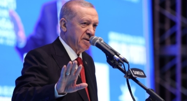 Erdoğan: Ya silahlarını gömecekler ya da...