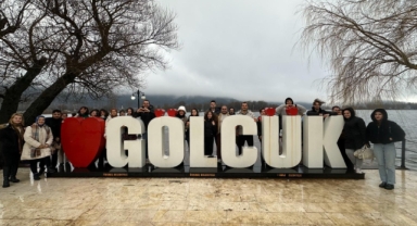 Gençler İzmir'i keşfediyor
