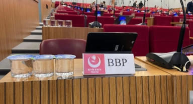 İzBB Meclisinde parti sayısı 4'e çıktı!