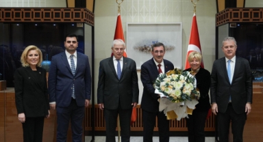 İzmir iş dünyasından Ankara çıkarması