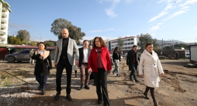 Karşıyaka’nın ilk taziye evi tamamlandı! Başkan Ünsal’dan ziyaret
