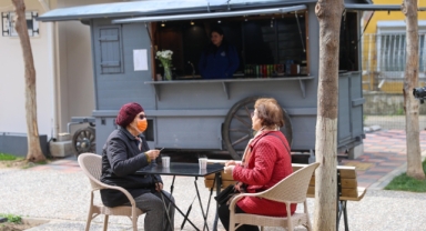 Buca Belediyesi Çınarlar Buluşma Noktası’nı hizmete açtı