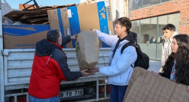 Buca Belediyesi okullarda “iklim değişikliği ve sıfır atık” eğitimi veriyor