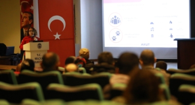 Efes Selçuk'ta AKUT’TAN engellilere yönelik deprem semineri