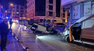 İzmir’de feci kaza: 2 ölü, 2 tutuklama