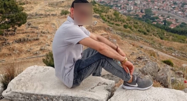 İzmir'de korkunç cinayet... Öz babasını kıraathane önünde öldürdü
