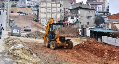 Karabağlar'da trafik sorununa neşter!