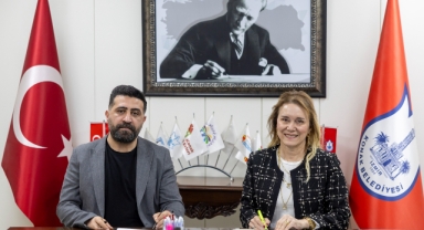 Konak’ta imzalar sağlıklı kentleşme ve yapılaşma için atıldı