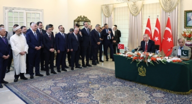 Türkiye ile Pakistan arasında 24 anlaşma imzalandı