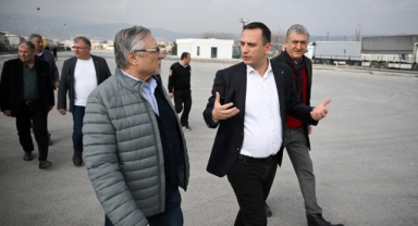 Başkan Eşki yerinde inceledi... Bornova'ya TIR garajı geliyor!