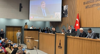 Başkan Tugay'dan 'atık su' iddialarına tepki: Ahlaksızlık, vicdansızlık, insafsızlık!