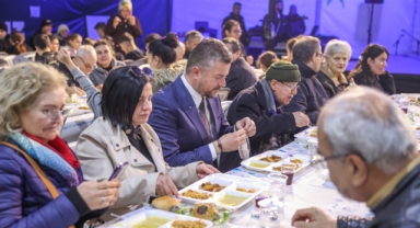 Buca'da iftar çadırına yoğun ilgi