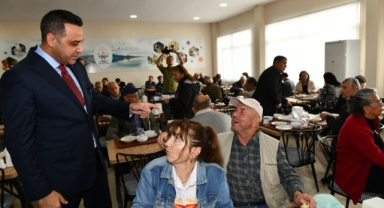 Çiğli'nin mahallelerinde iftar sofraları