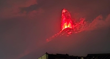 Guatemala'da yanardağ alarmı! Patlama yaşandı