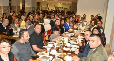İzmir Demokrasi Üniversitesi'nde İftar Buluşması