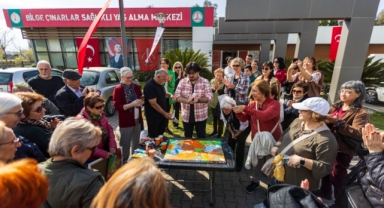 Karşıyaka’da Yaşlılara Saygı Haftası’nda nesiller buluştu