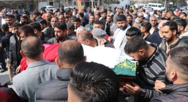 Minik Nazlı’yı son yolculuğuna tüm mahalleli birlikte uğurladı