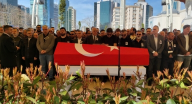 Oyuncu Şinasi Yurtsever son yolculuğuna uğurlandı