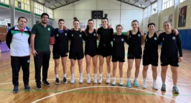 Urla Gençlik'te hedef play off!