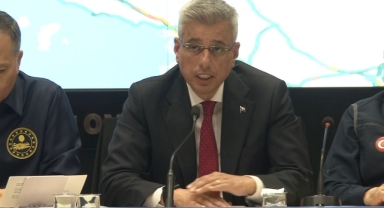Bakan Memişoğlu: Tüm hastanelerimizde hizmetlerimiz kesintisiz sürüyor
