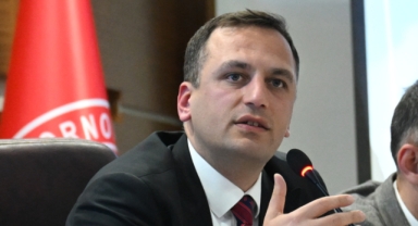 Başkan Eşki’den boykota destek: Bugün kapalıyız