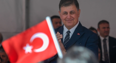 Başkan Tugay'dan 23 Nisan mesajı