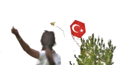 Bornova’da gökyüzü çocukların renkleriyle şenlenecek