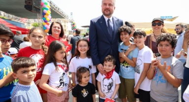Buca’da 23 Nisan Çocuk Festivali coşkuyla geçti