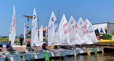 Büyükşehir çocukları Su Sporları Şenliği’nde buluşturdu