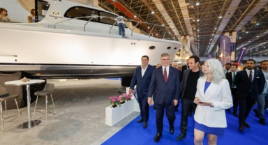 Deniz ve tekne tutkunları İzmir'de buluştu... Tugay: Denizcilik kültürünü büyütmeye devam edeceğiz 