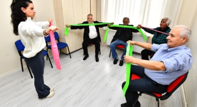 Güzelbahçe Sağlıklı Yaş Alma Merkezi faaliyete geçti
