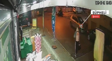 Hırsızlık yaptıktan sonra kıyafetlerini değiştirdi, yakayı ele verdi