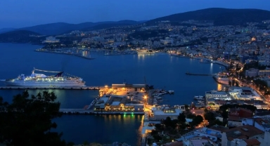 Kuşadası’nın yıldızı Başkan Ömer Günel ile yeniden parlıyor