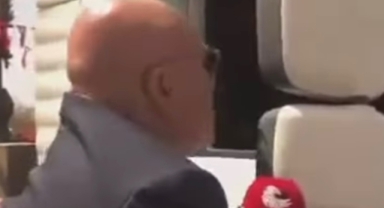 Tanal yine gündeme oturdu… Barikatı penseyle aştı, polis TIR'ına tırmandı!
