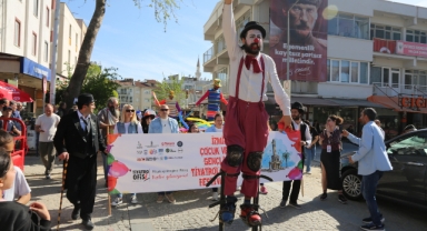 Tiyatro Şenliği Efes Selçuk sokaklarında hayat buldu