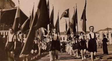 19 Mayıs coşkusu meydanlarda yaşanacak... Gençler Ata'sına yürüyecek!