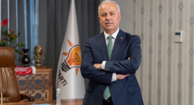 AK Partili Köse'den Başkanı Ünsal'a yaylım ateşi