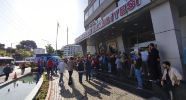 Anlaşma sağlanamadı... Narlıdere'de işçiler greve çıktı!
