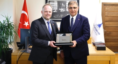 Başkan Tugay'dan Kanada ile iş birliği mesajı!