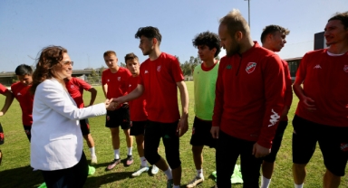 Başkan Ünsal’dan Kaf Sin Kaf’a destek ziyareti