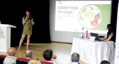 Bayraklı'da sağlıklı ve dengeli beslenme semineri