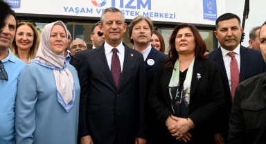 CHP Lideri Özel'den Başkan Ömer Günel'e tam not